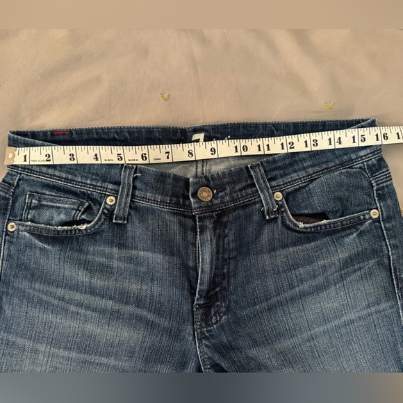 7 For All Mankind Jeans US29 mid-low rise. Very cute 🥰 - Picture 4 of 9